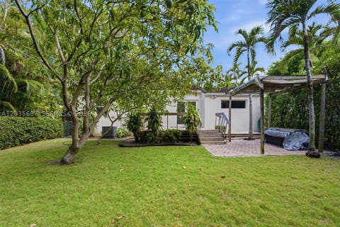 Tiny photo for 2355 Overbrook St, Coconut Grove, FL 33133 (MLS # A12035687)
