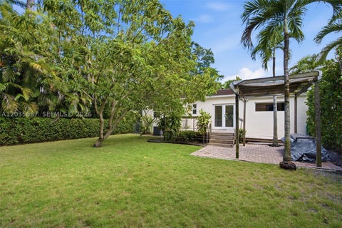 Tiny photo for 2355 Overbrook St, Coconut Grove, FL 33133 (MLS # A12035687)