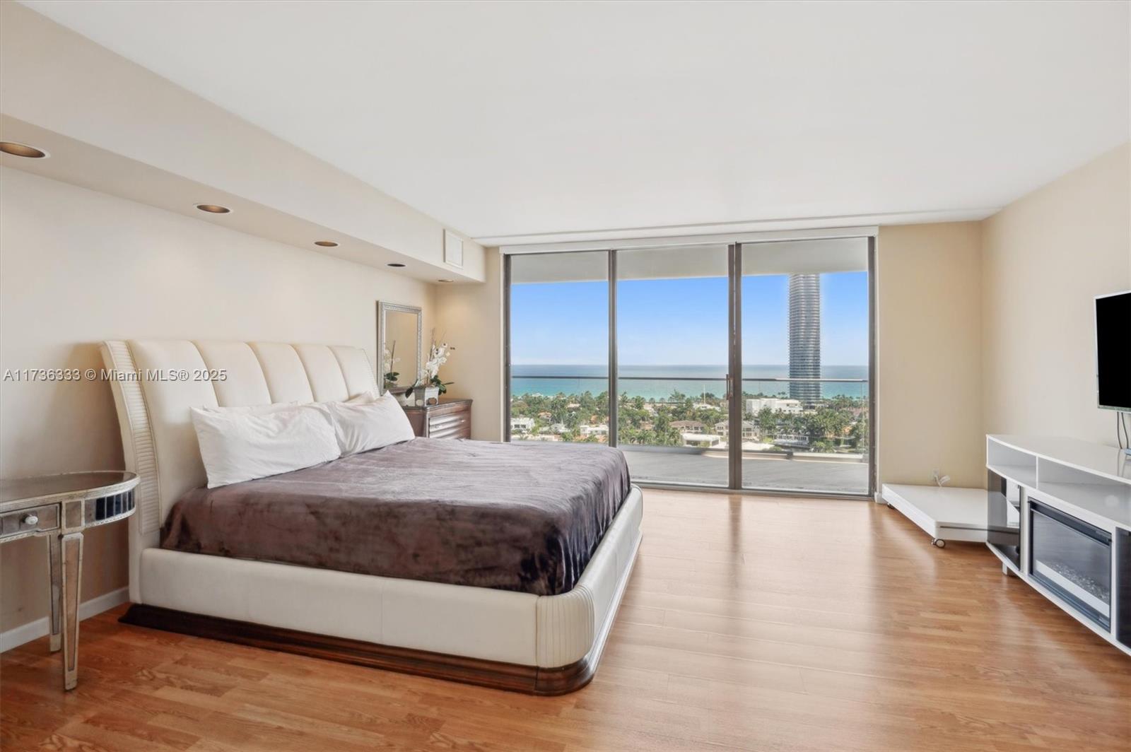 TURNBERRY ISLE CONDO - Residential