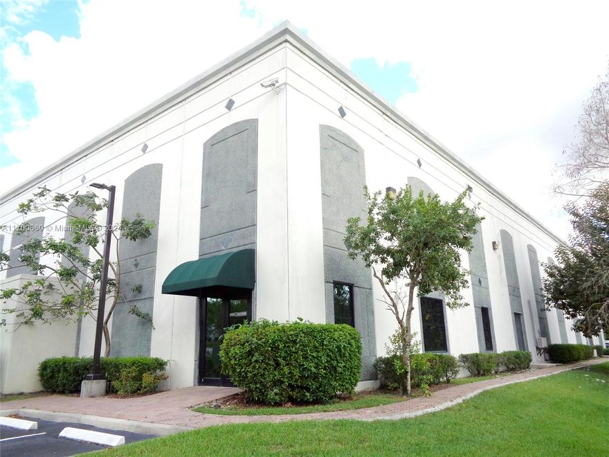 DRASTIC PRICE REDUCTION! Beautiful and ultra secure 3,292 +/- SQFT corner unit available! This office unit is located within the Sawgrass International Corporate Park in Sunrise. The office has high ceilings measuring 10 ft high and a total of 8 individual offices, an open work area, and a kitchenette. This unit comes with 10 parking spots. Includes: electric, water, metered utilities, and alarm charges.