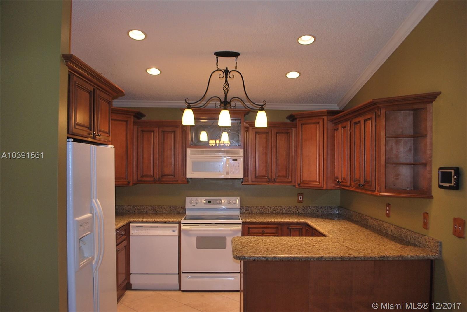 RIVIERA II - Residential