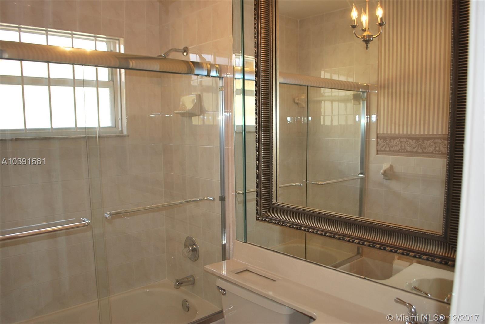 RIVIERA II - Residential