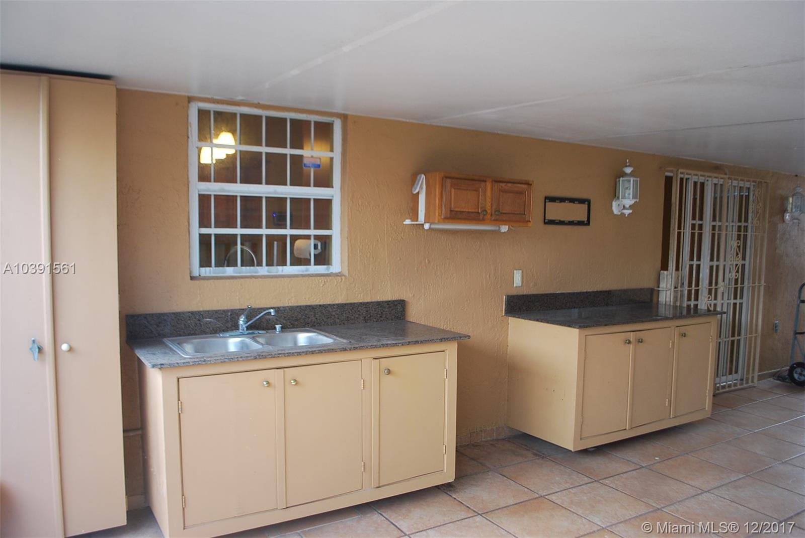 RIVIERA II - Residential