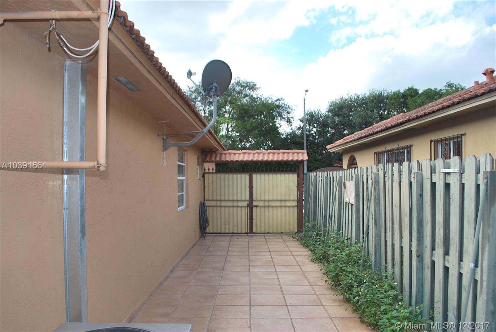 RIVIERA II - Residential