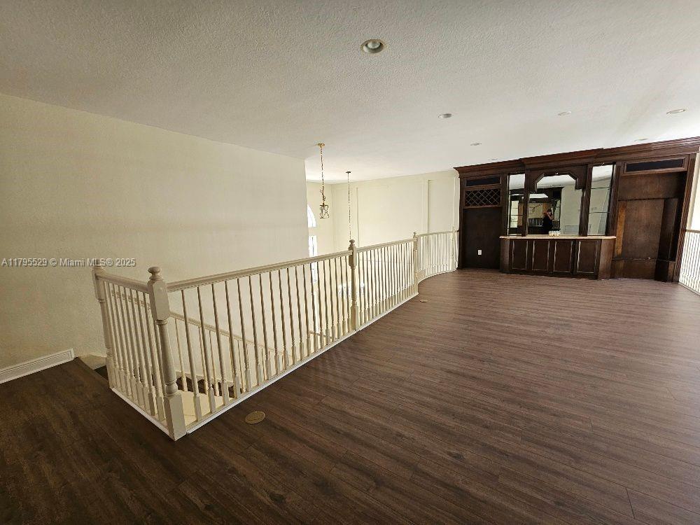 CAPELLA 2 - Saturnia - Residential Lease