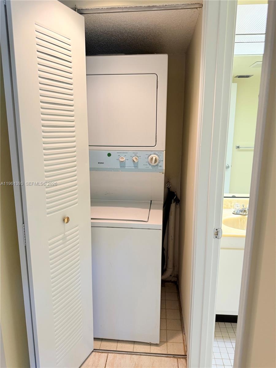 BUCKINGHAM AT CENTURY VIL - Residential