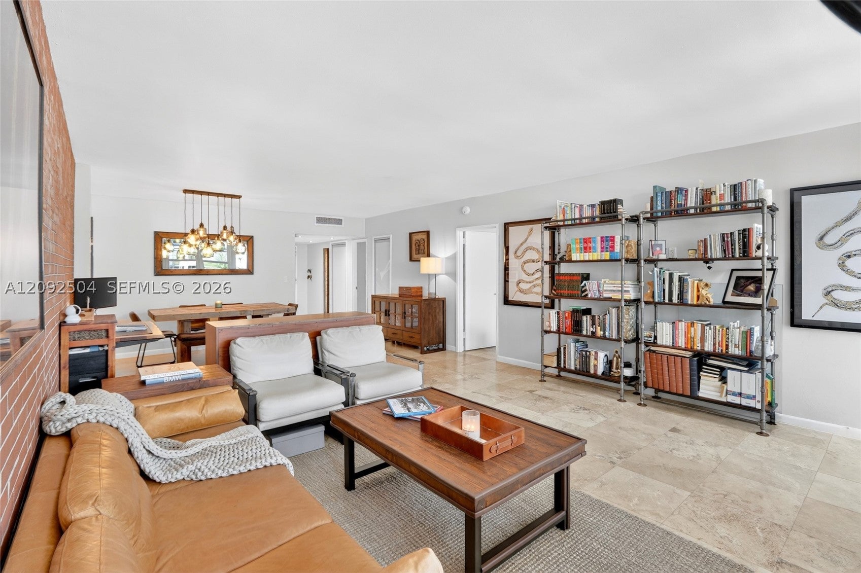 5700 Collins Ave 3M