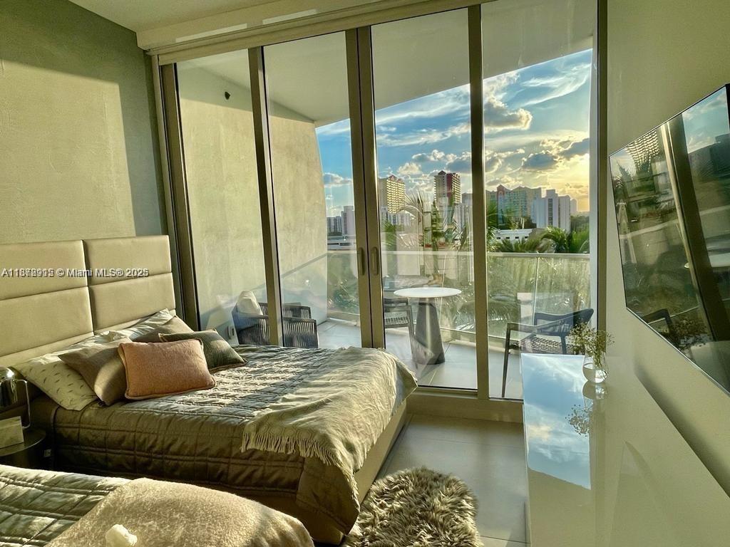 JADE SIGNATURE CONDO - Residential Lease