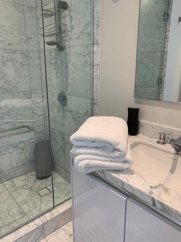 JADE SIGNATURE CONDO - Residential Lease