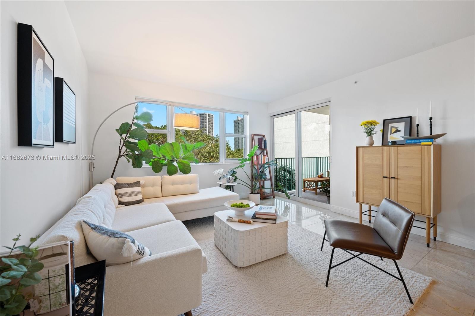 TURNBERRY VILLAGE - Residential