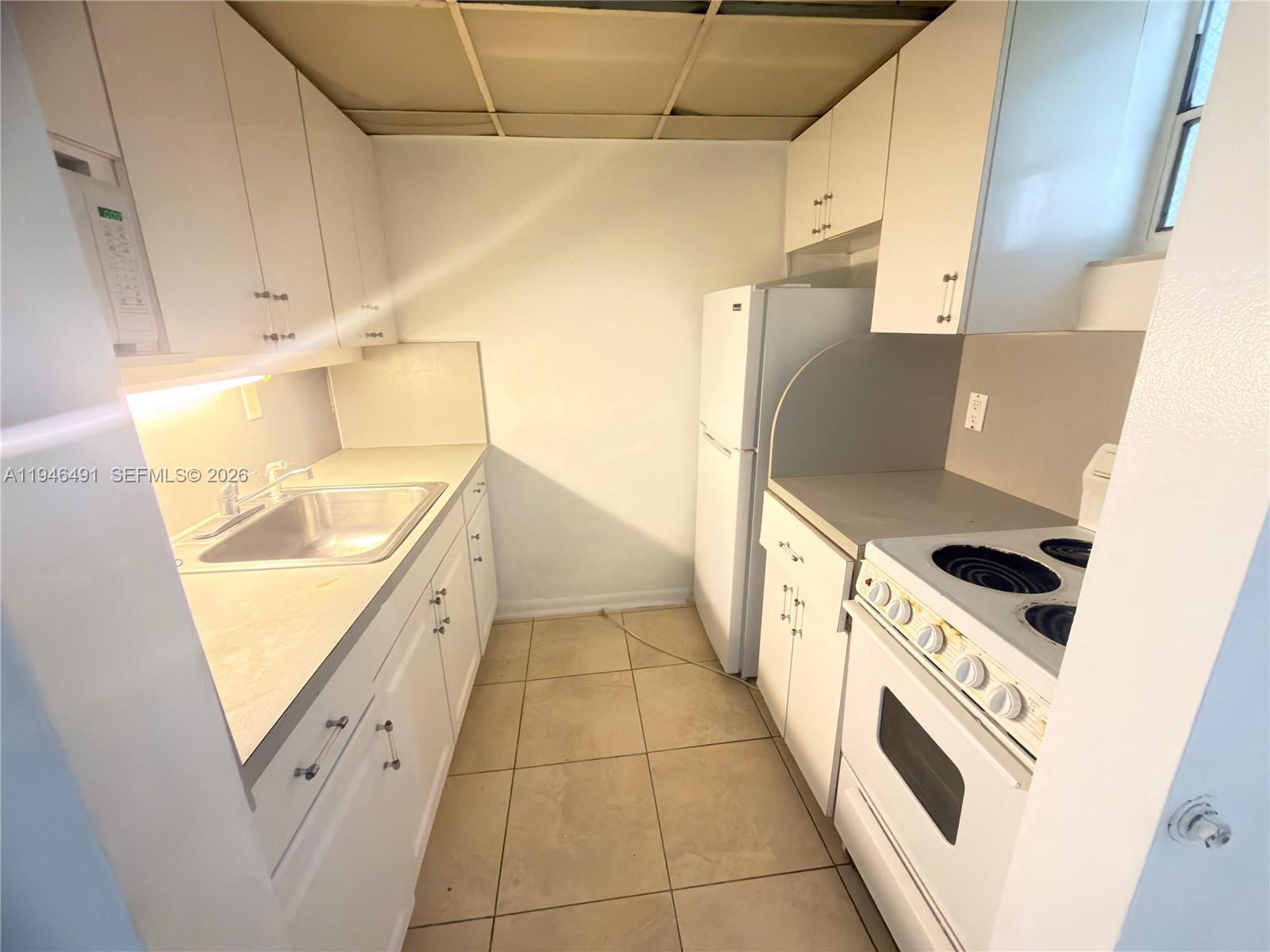 NORMANDY PLACE CONDO - Residential Lease