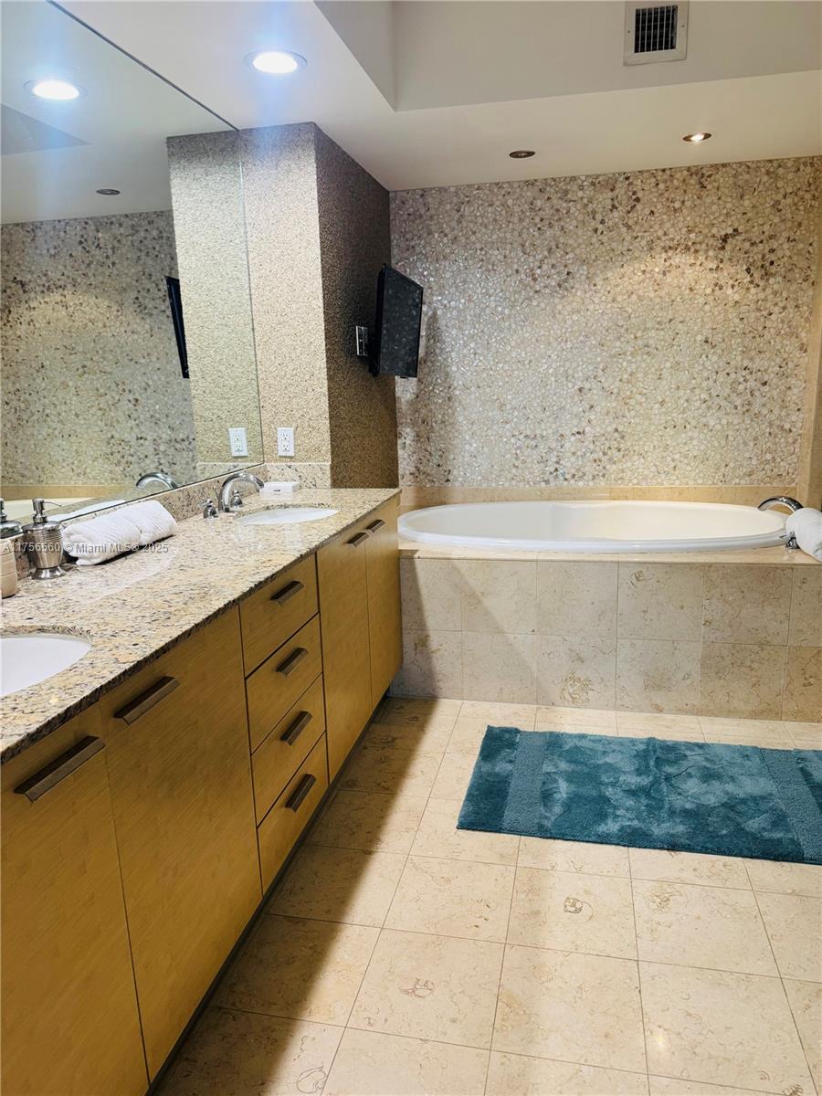 BEACH CLUB TWO CONDO - Residential Lease