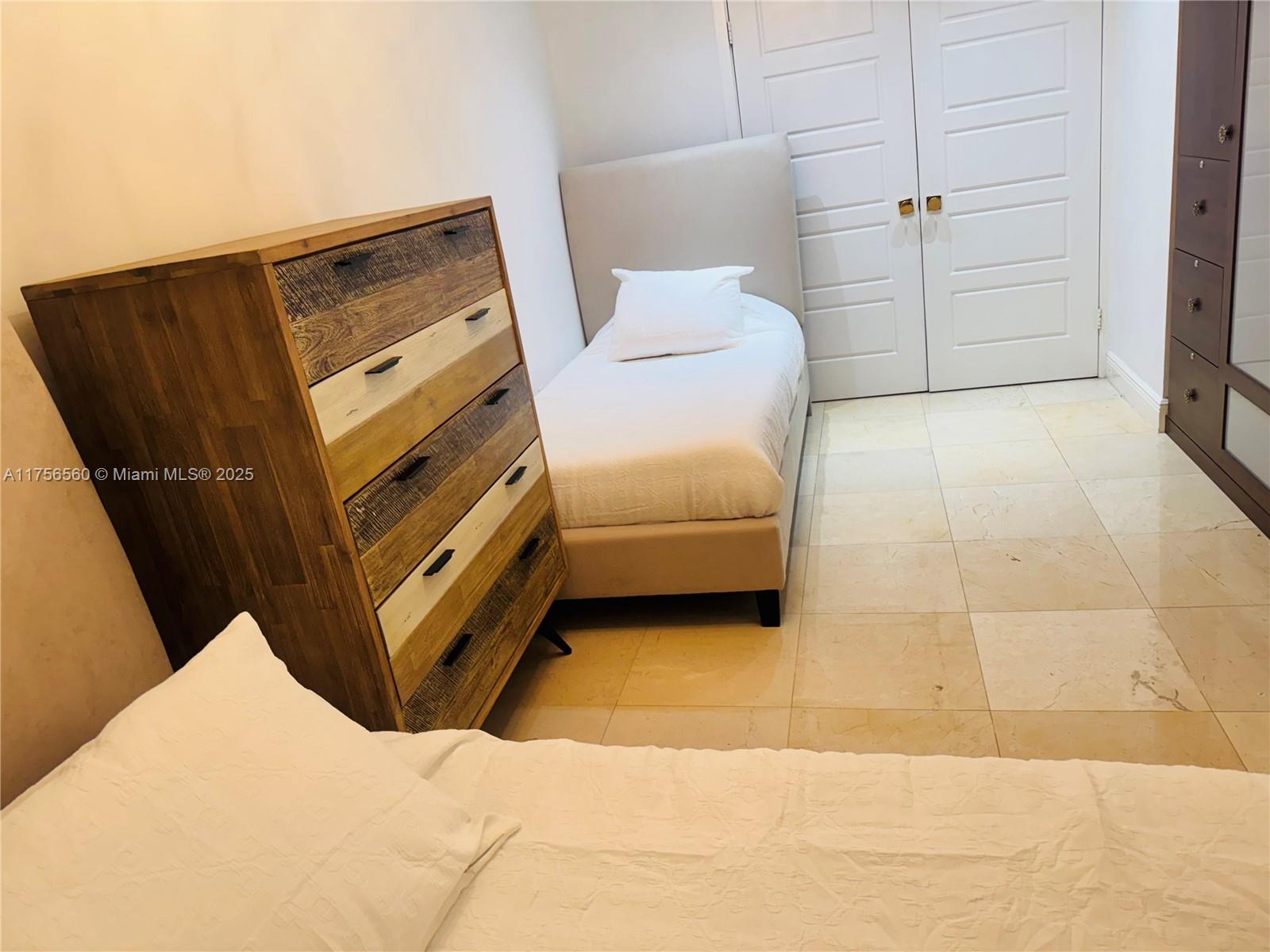 BEACH CLUB TWO CONDO - Residential Lease