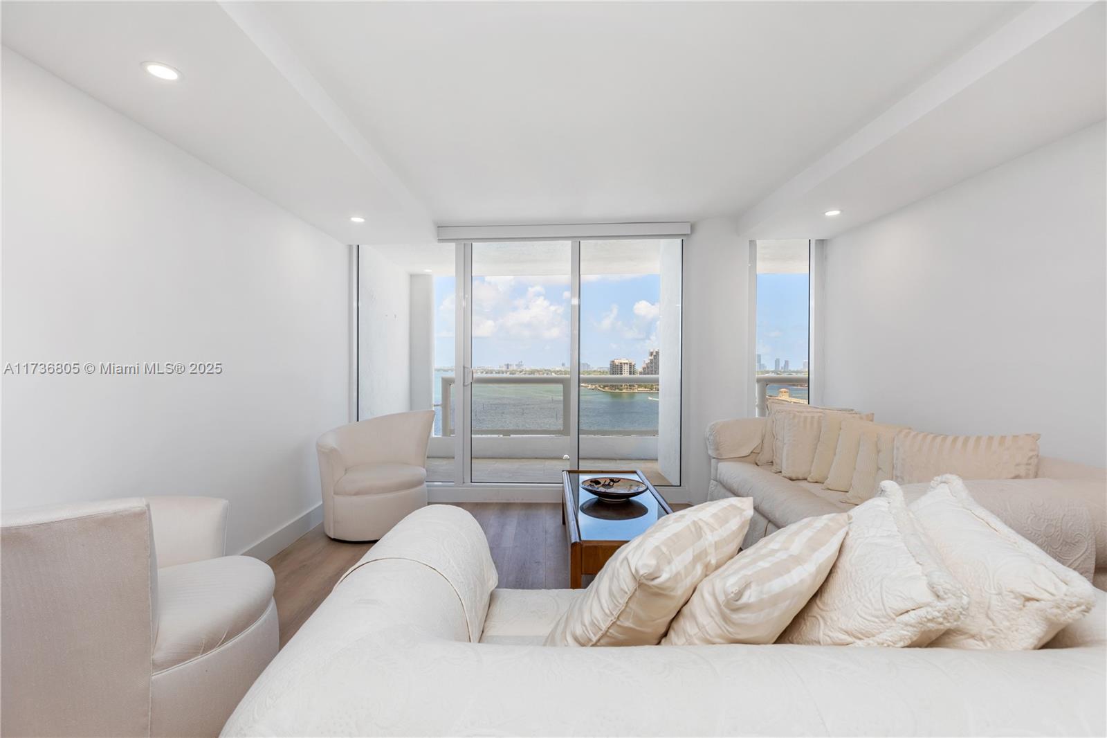 VENETIA CONDO - Residential