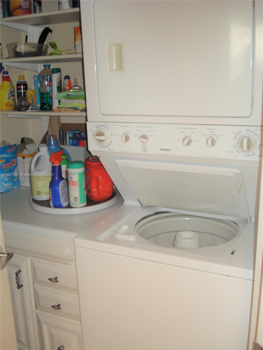 HARBOR TWS AT THE WATERWAY - Residential Lease