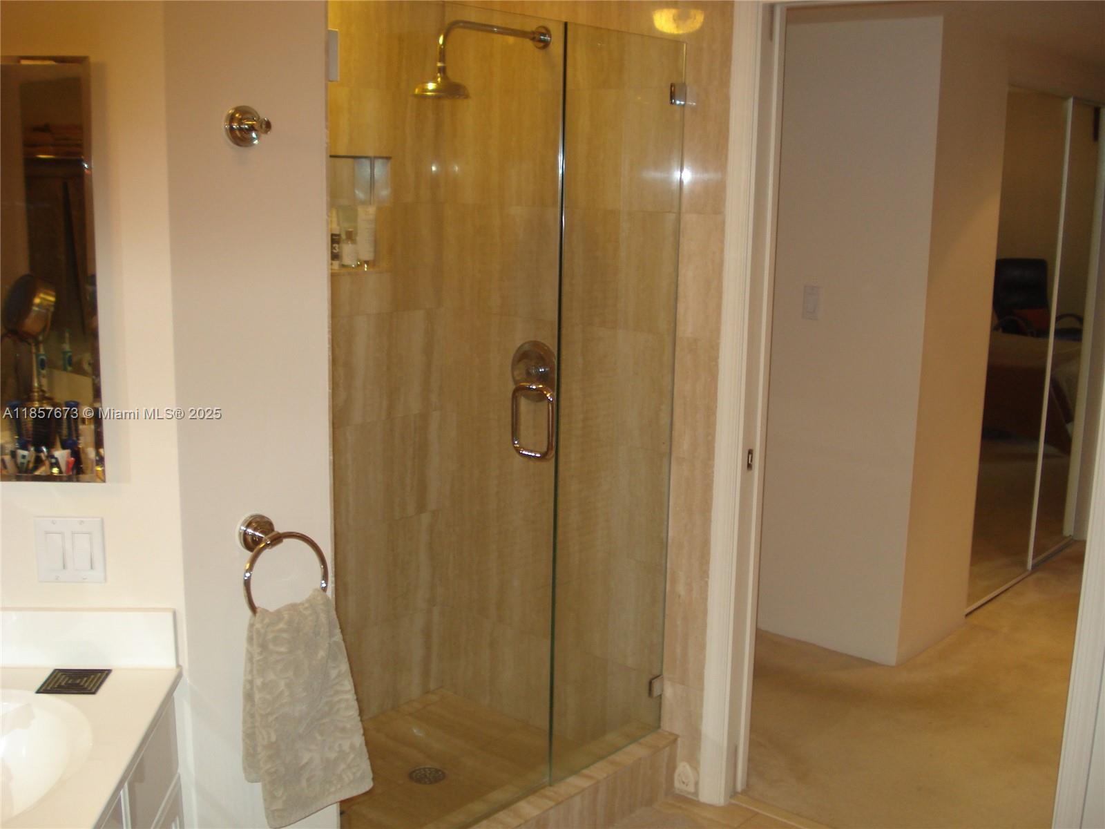 HARBOR TWS AT THE WATERWAY - Residential Lease