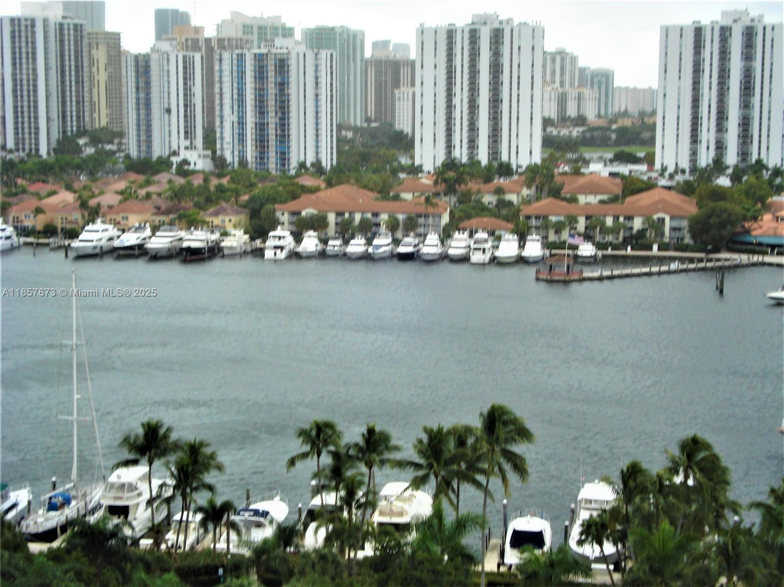 HARBOR TWS AT THE WATERWAY - Residential Lease