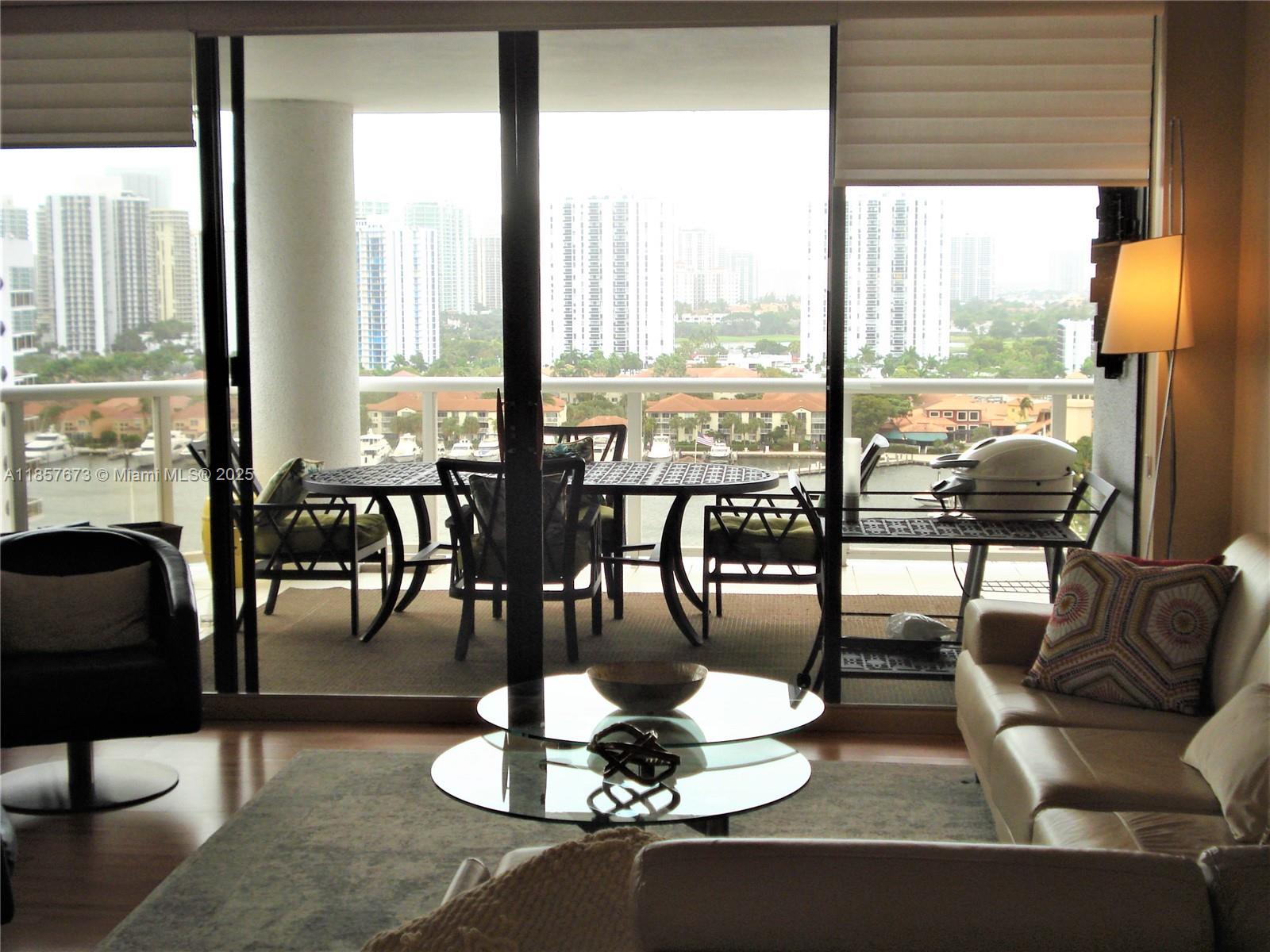 HARBOR TWS AT THE WATERWAY - Residential Lease