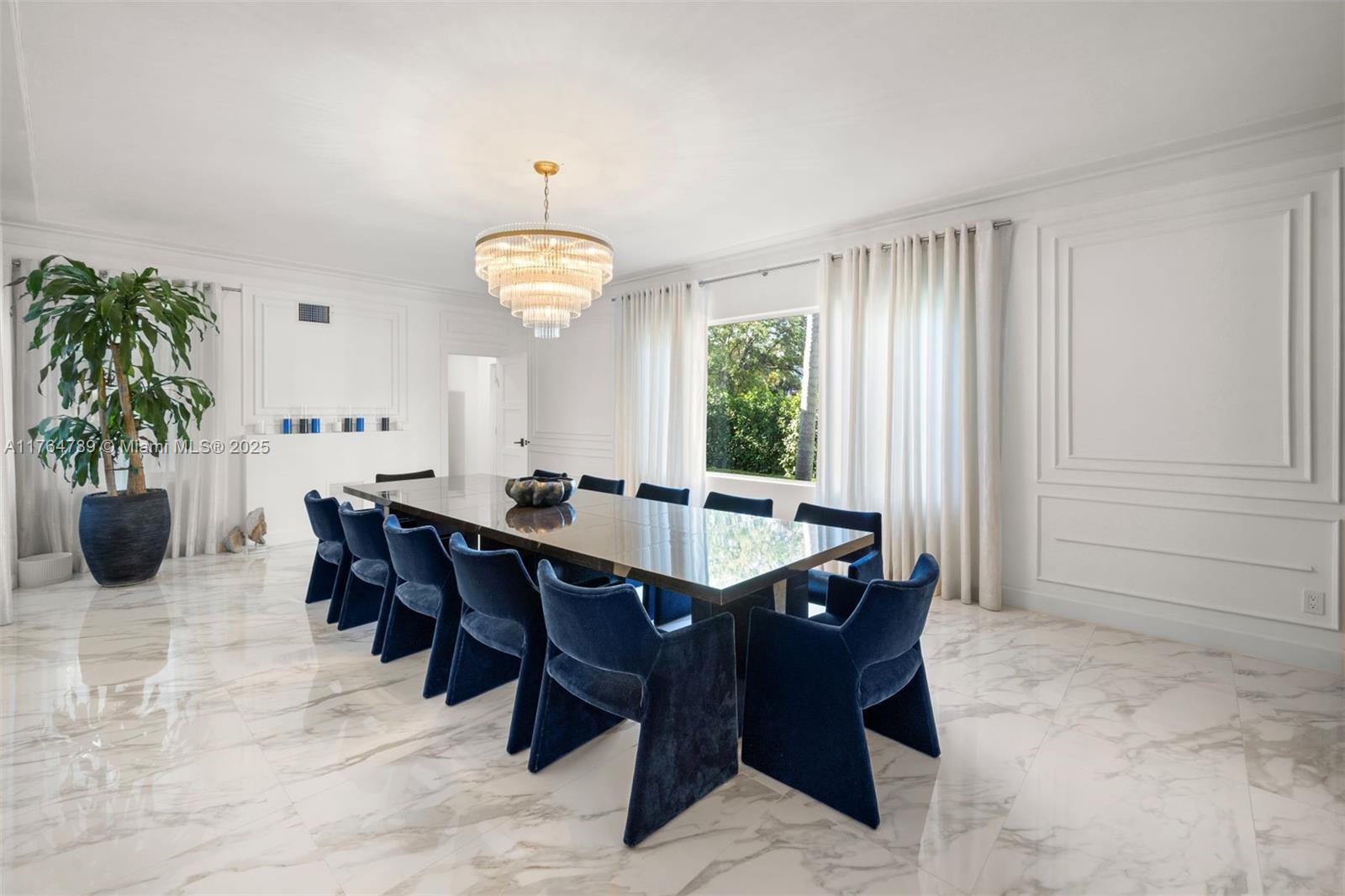 NAUTILUS EXTENSION 3RD - Residential