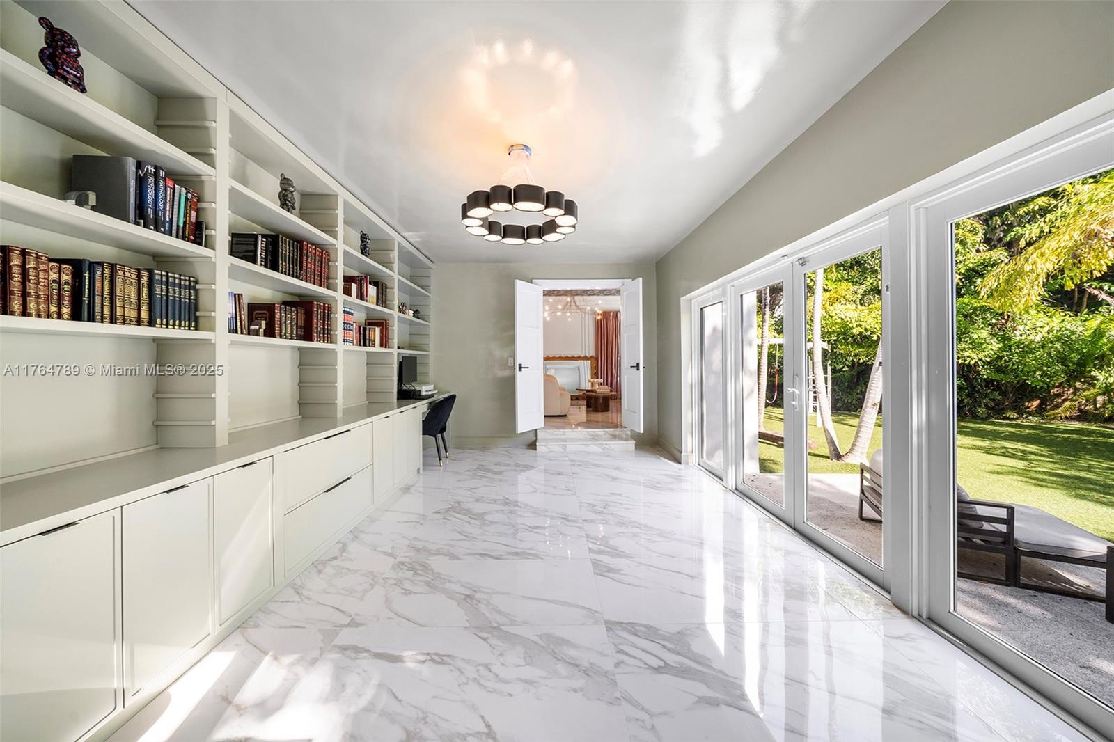 NAUTILUS EXTENSION 3RD - Residential