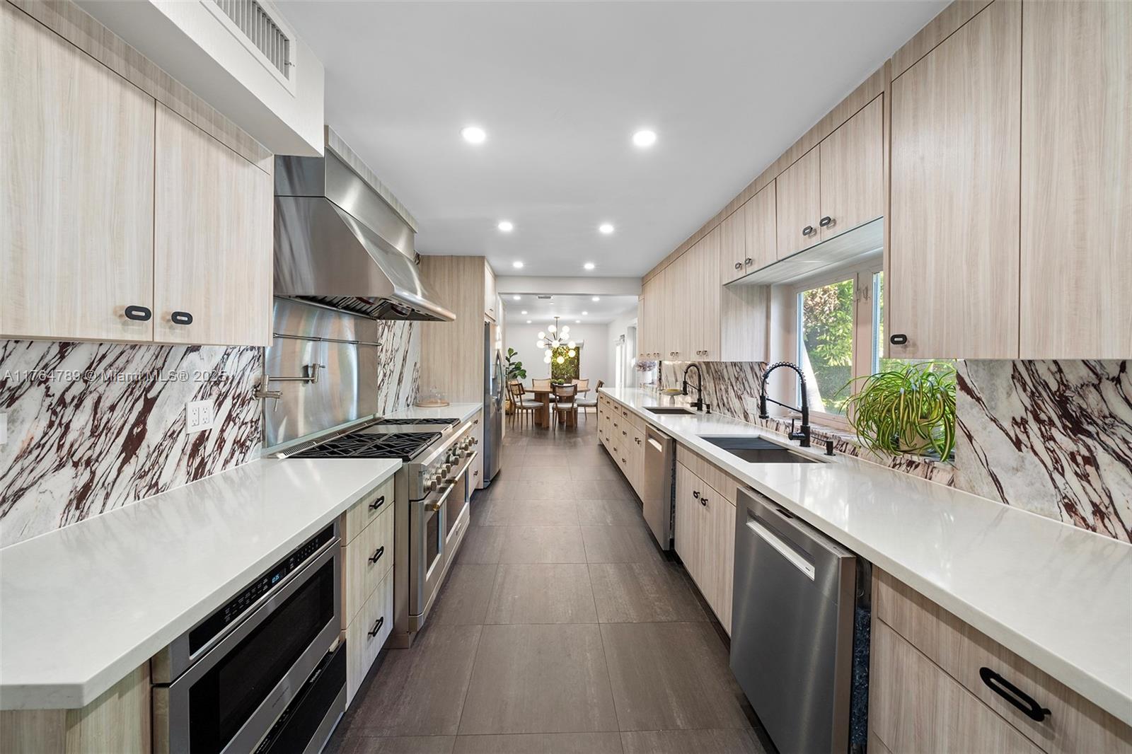 NAUTILUS EXTENSION 3RD - Residential