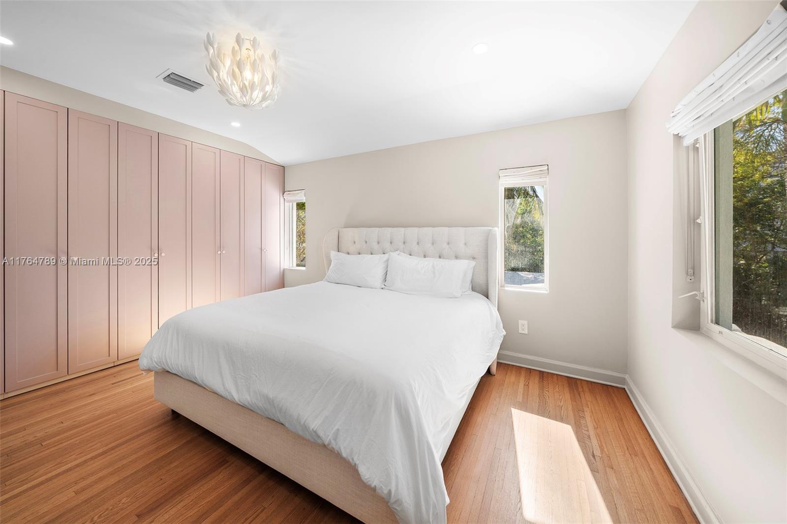 NAUTILUS EXTENSION 3RD - Residential