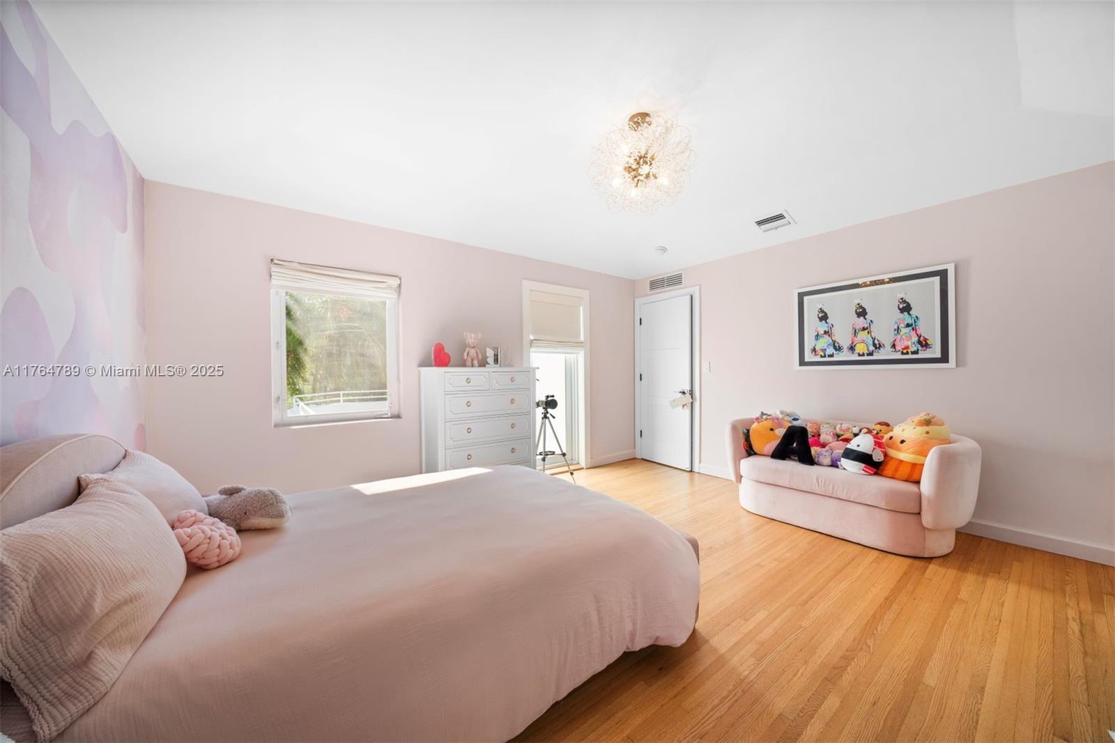 NAUTILUS EXTENSION 3RD - Residential