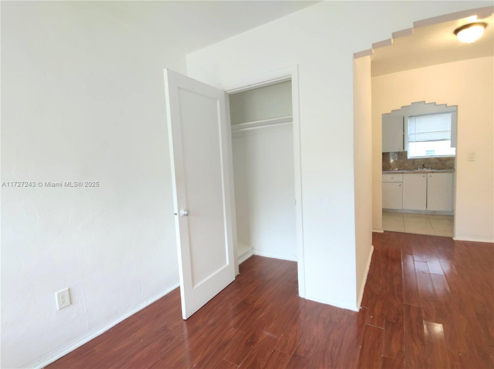 LAWRENCE ESTATES LAND COS - Residential Income