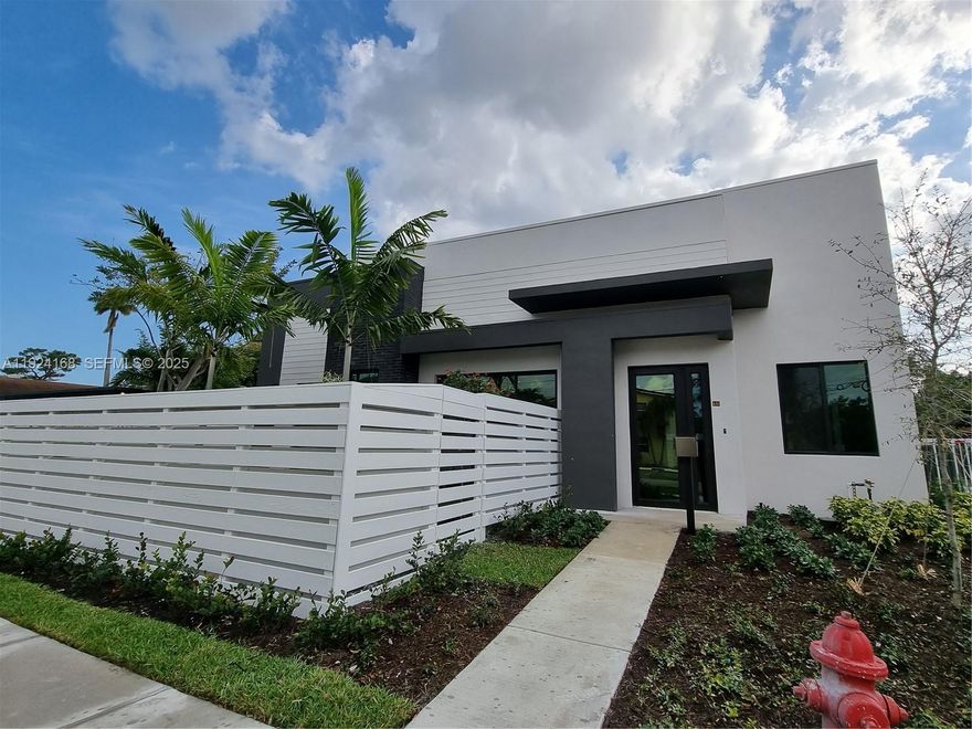 Stunning modern, newer construction homes with soaring high loft-like 11 and 10-foot ceilings throughout, gorgeous euro custom kitchens and baths with rain shower, and private 2-car garage steps to the heart of Fort Lauderdale, Wilton Manors, and the beach. Last of 2 units.