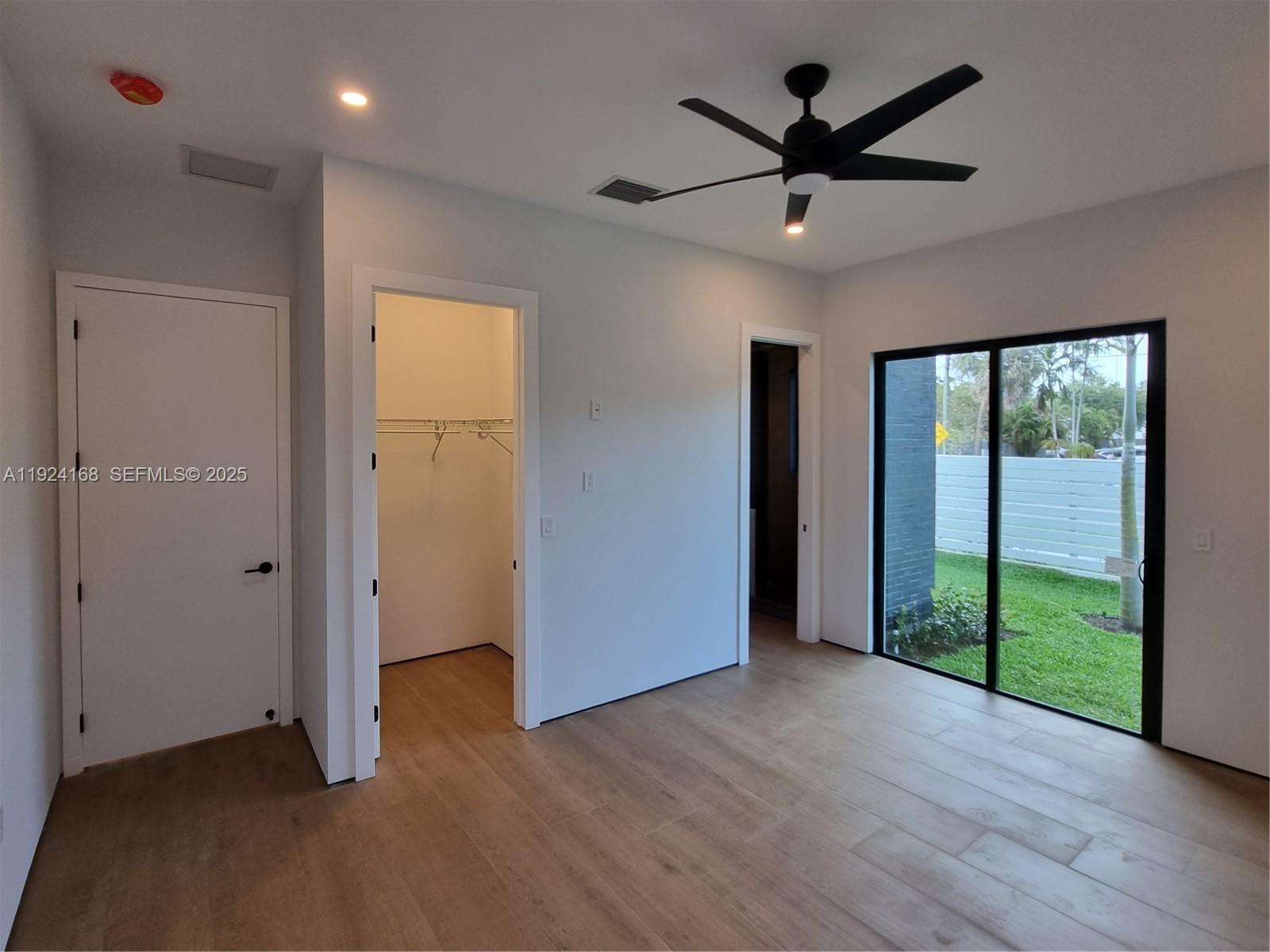 DIXIE PARK - Residential Lease