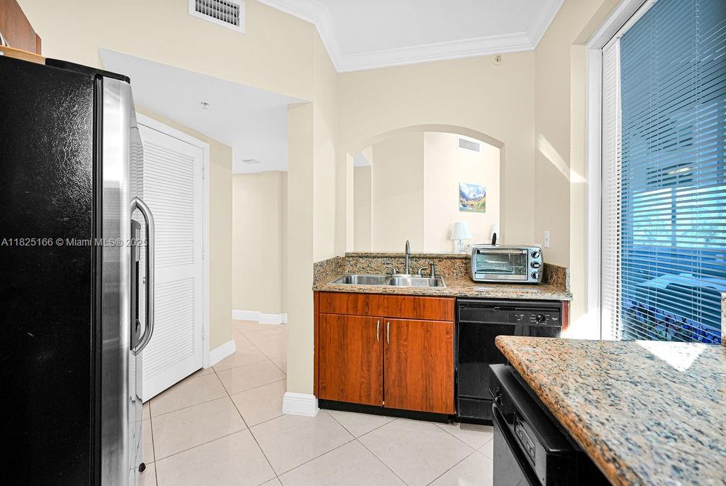 THE WAVERLY AT SURFSIDE B - Residential
