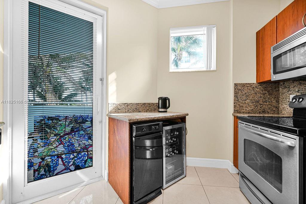 THE WAVERLY AT SURFSIDE B - Residential