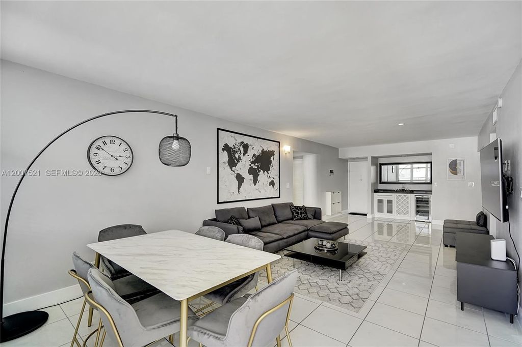 Photo of 3725 S Ocean Dr #1519, Hollywood, FL 33019 (MLS # A12007521)