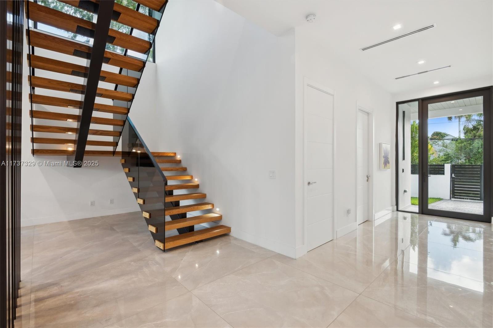 VICTORIA PARK - Residential