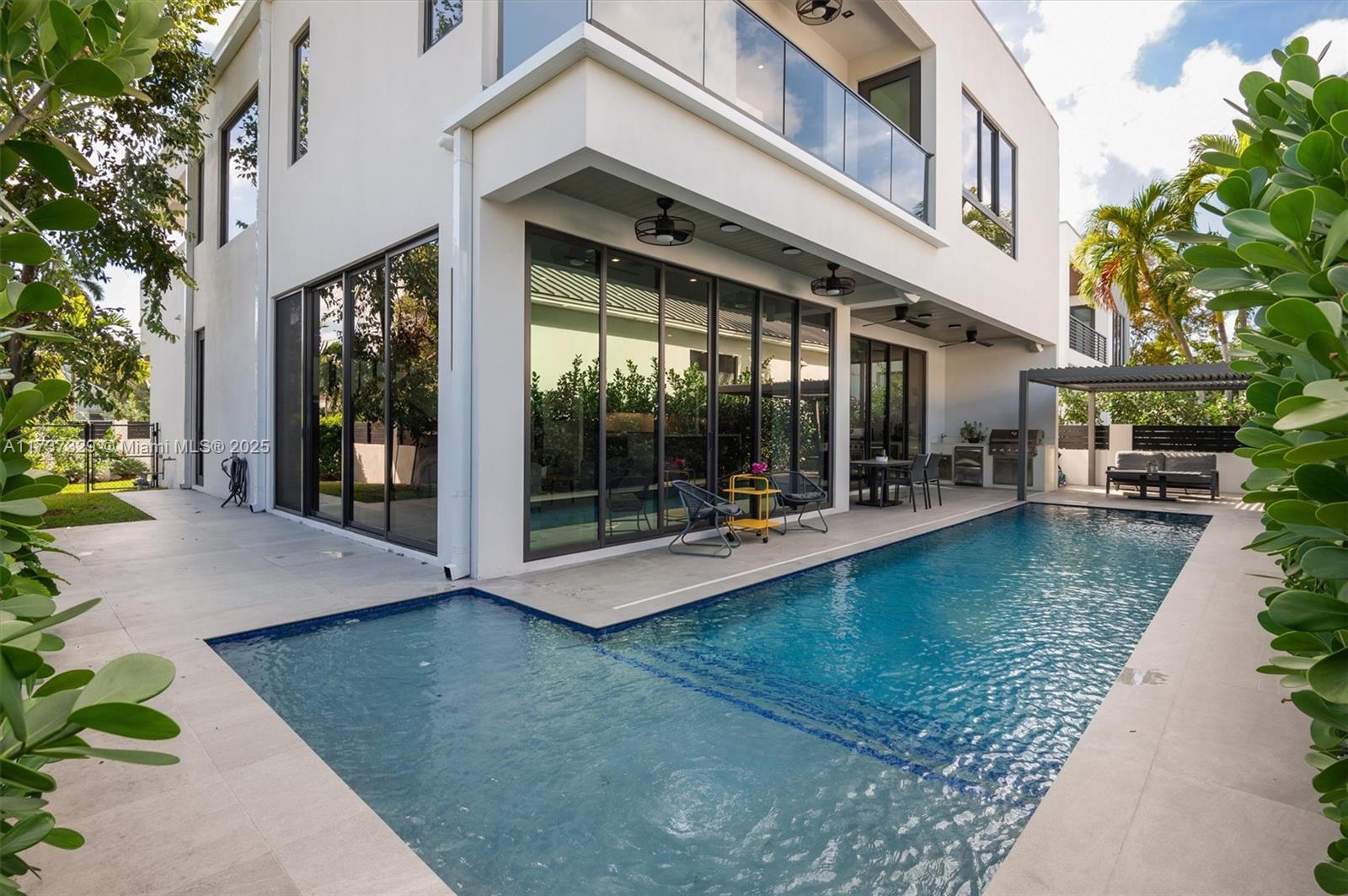 VICTORIA PARK - Residential
