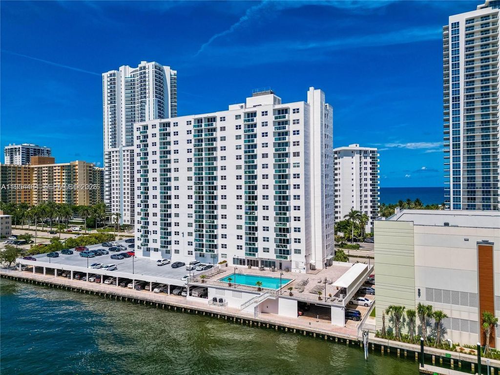 Photo of 3000 S Ocean Dr #116, Hollywood, FL 33019 (MLS # A11954464)