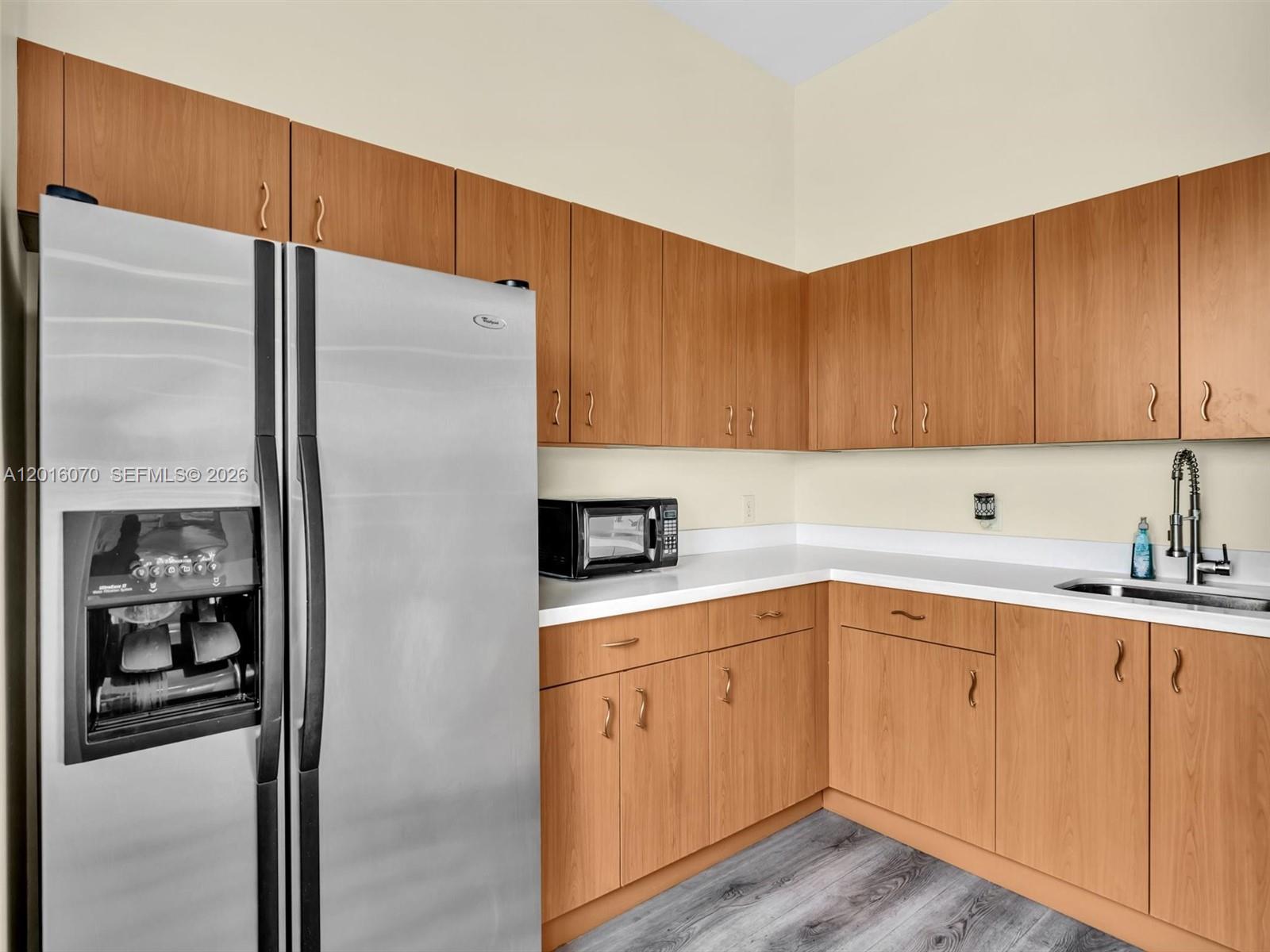 SEYBOLD POINTE CONDO - Residential