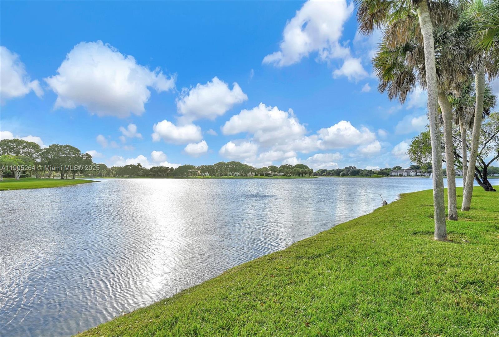 JUNIPER AT THE HAMMOCKS - Residential