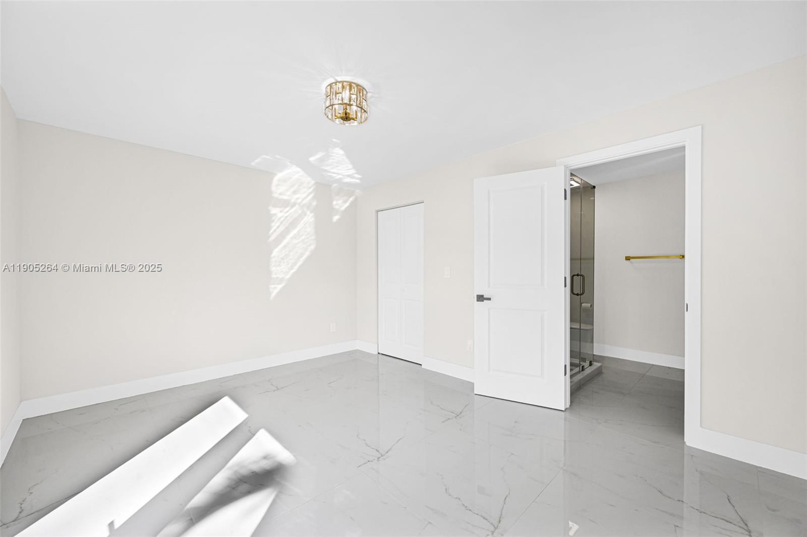 JUNIPER AT THE HAMMOCKS - Residential