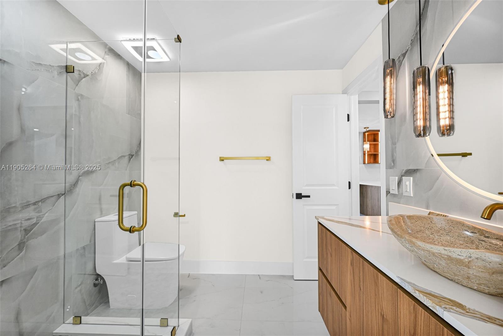 JUNIPER AT THE HAMMOCKS - Residential