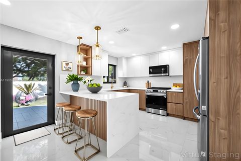 10823 SW 147th Ct Miami FL 33196