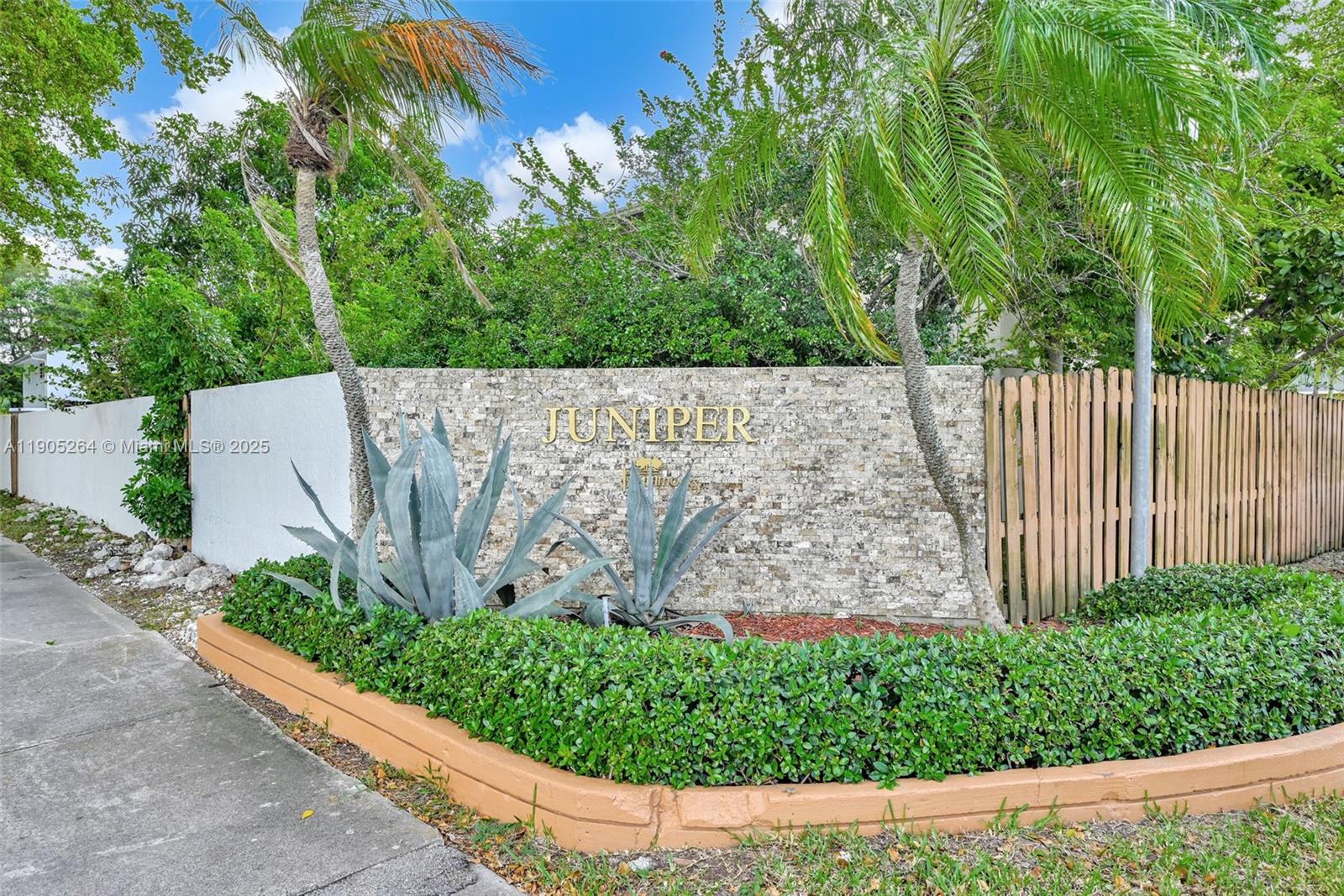 JUNIPER AT THE HAMMOCKS - Residential