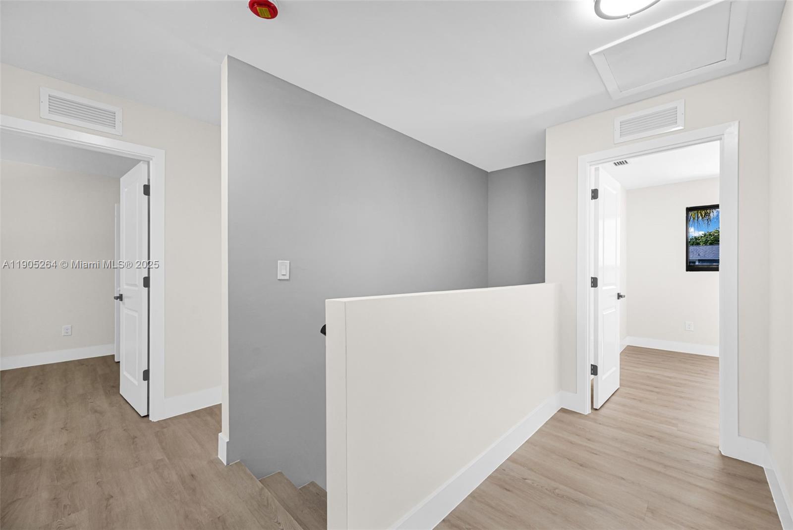 JUNIPER AT THE HAMMOCKS - Residential