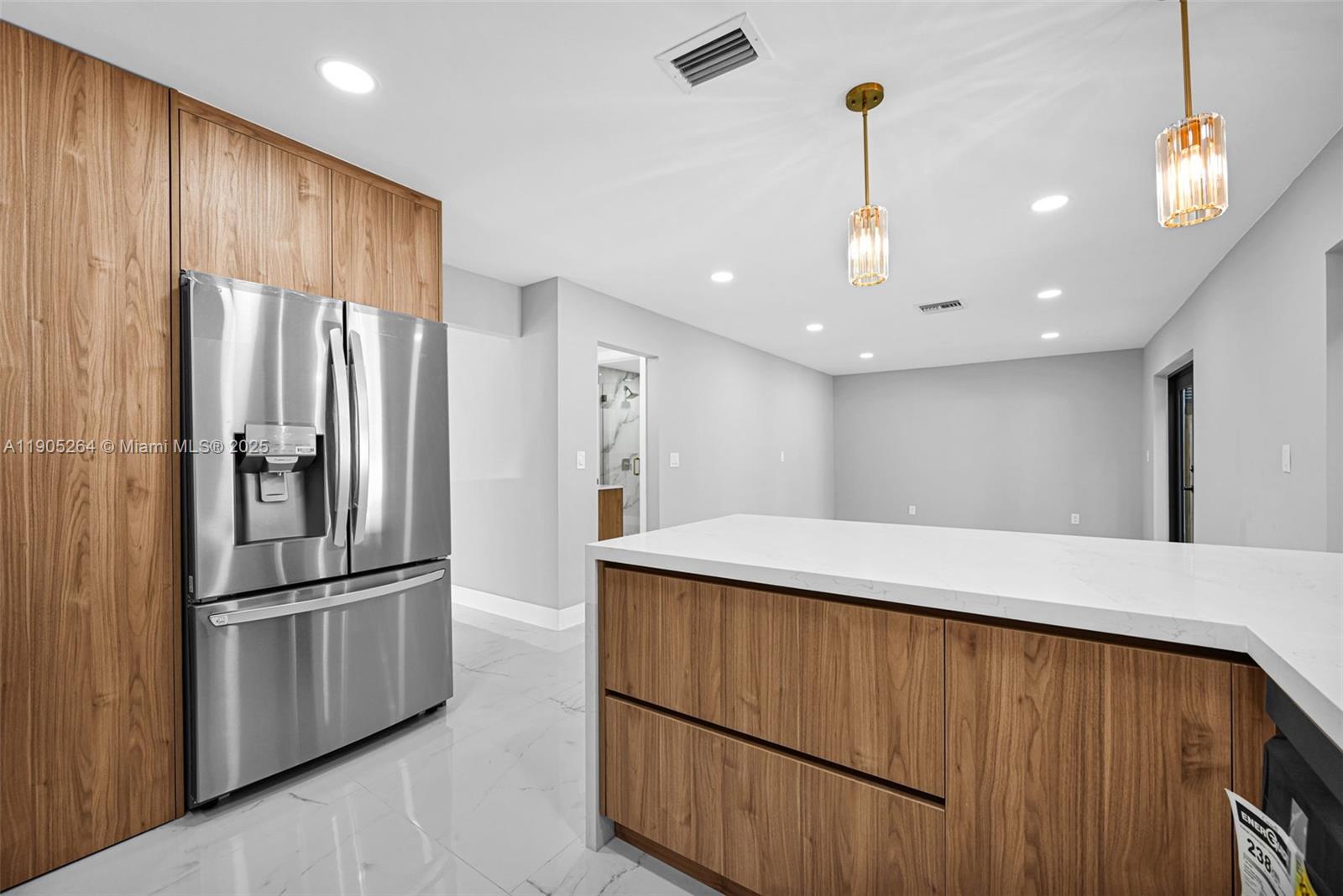 JUNIPER AT THE HAMMOCKS - Residential