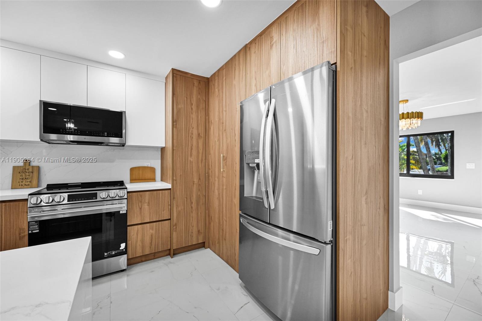 JUNIPER AT THE HAMMOCKS - Residential