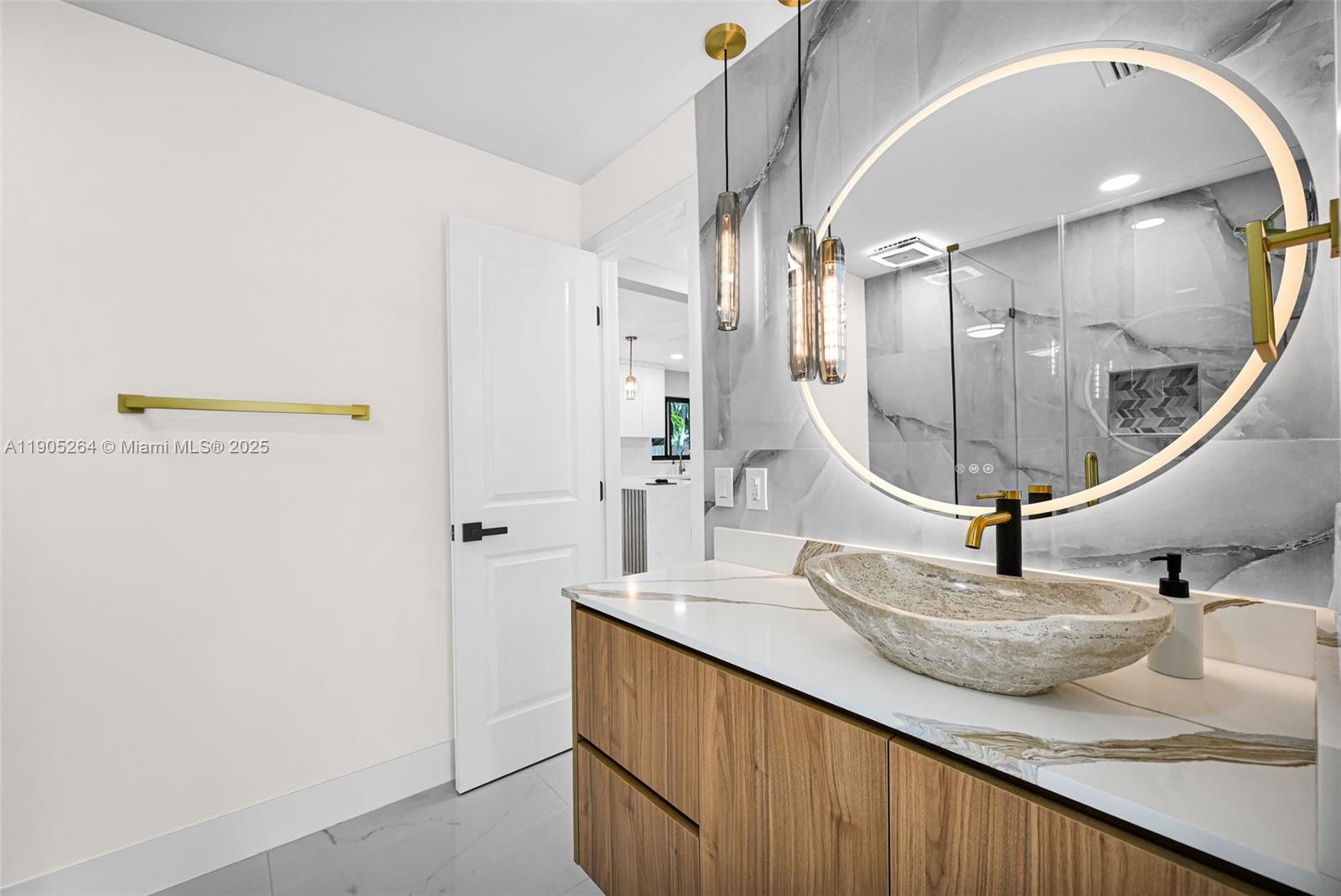 JUNIPER AT THE HAMMOCKS - Residential