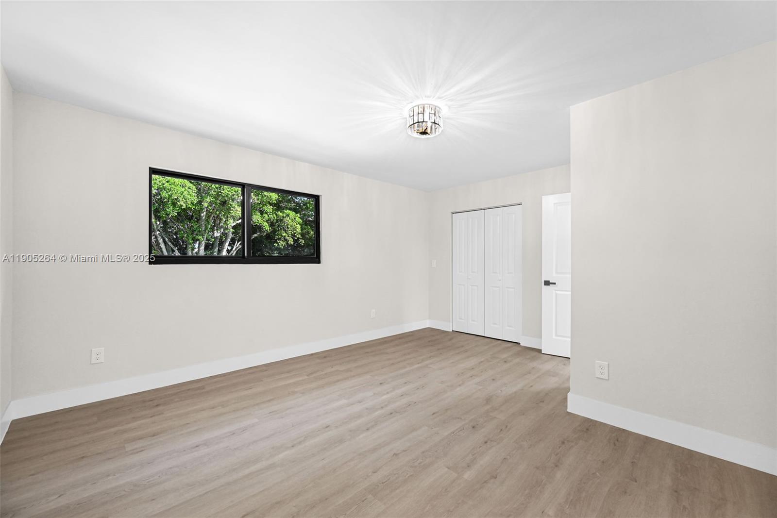 JUNIPER AT THE HAMMOCKS - Residential