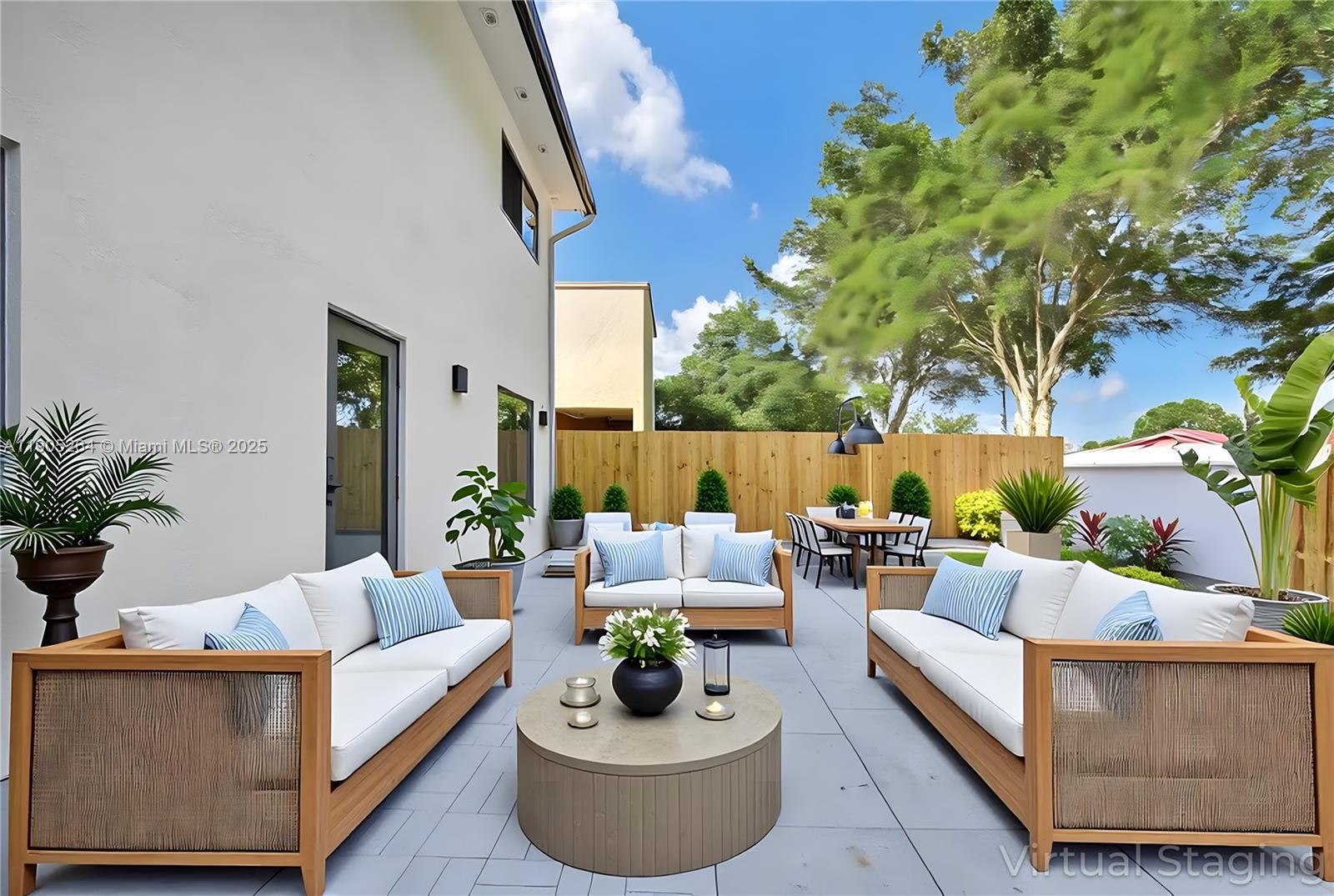 JUNIPER AT THE HAMMOCKS - Residential