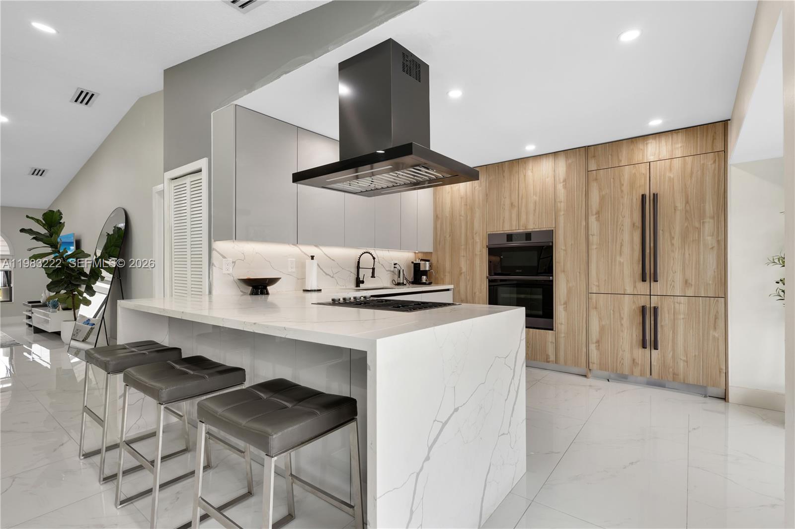 MAJESTIC HOMES - Residential