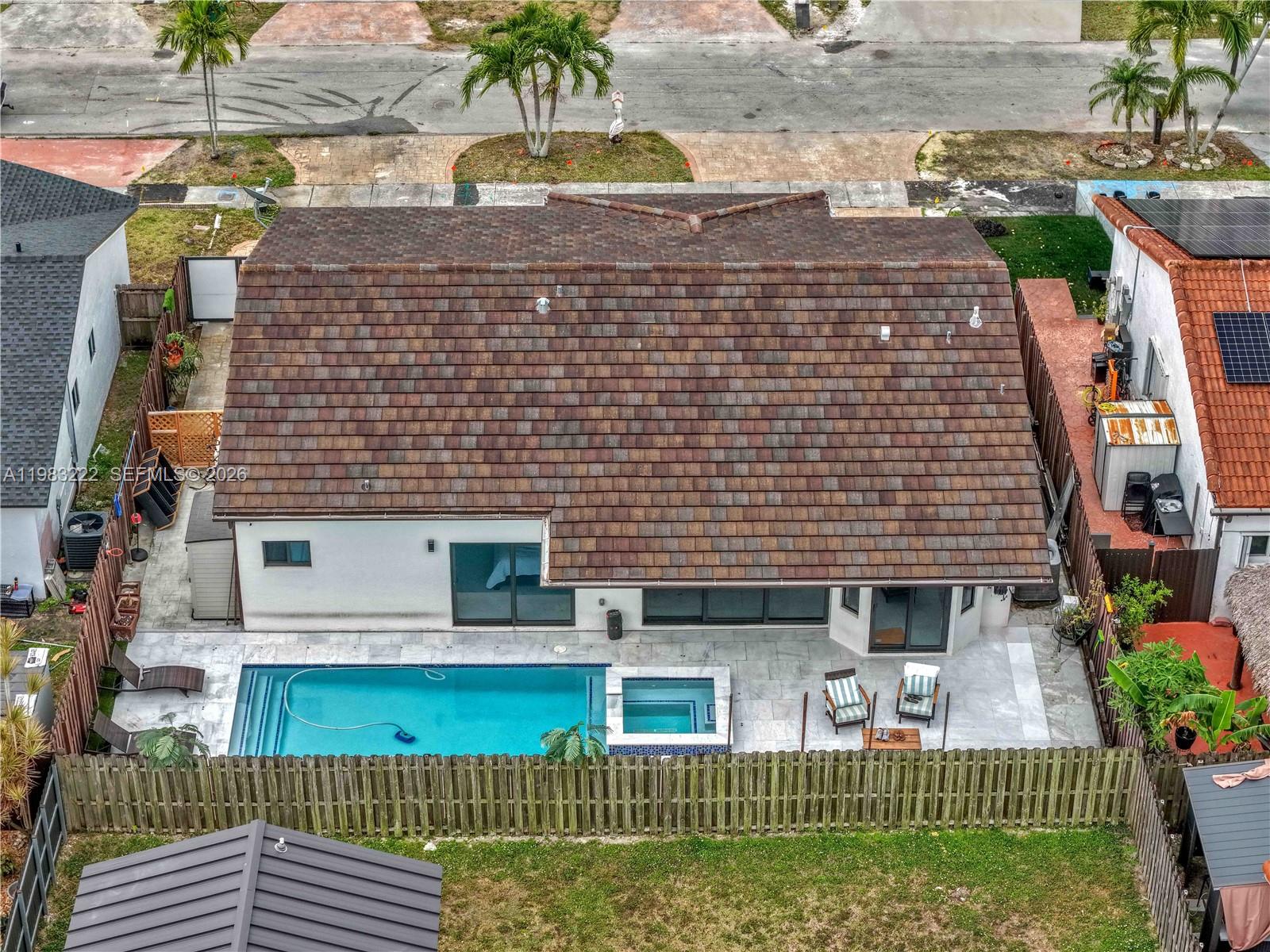 MAJESTIC HOMES - Residential